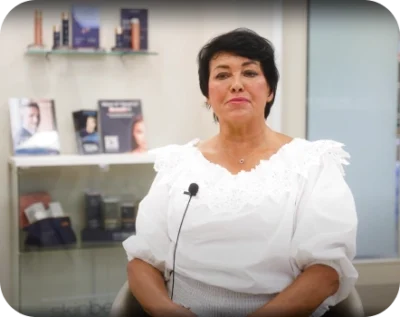 Lisa's Journey to Confidence After Post-Weight Loss Surgery